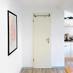 Apartmenthaus Am Dom - Zentrum & Ruhige Lage, Perfekt Fuer Business Trip, Auch Fuer Familie, Viel Platz Mit Kueche Ξενοδοχείο με διαμερίσματα 3*