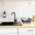 Apartmenthaus Am Dom - Zentrum & Ruhige Lage, Perfekt Fuer Business Trip, Auch Fuer Familie, Viel Platz Mit Kueche Halle (Saale)