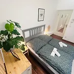Ξενοδοχείο με διαμερίσματα Apartmenthaus Am Dom - Zentrum & Ruhige Lage, Perfekt Fuer Business Trip, Auch Fuer Familie, Viel Platz Mit Kueche