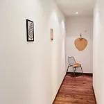 Ξενοδοχείο με διαμερίσματα Apartmenthaus Am Dom - Zentrum & Ruhige Lage, Perfekt Fuer Business Trip, Auch Fuer Familie, Viel Platz Mit Kueche Halle (Saale)