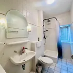 Apartmenthaus Am Dom - Zentrum & Ruhige Lage, Perfekt Fuer Business Trip, Auch Fuer Familie, Viel Platz Mit Kueche 3* Halle (Saale)