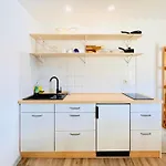 Ξενοδοχείο με διαμερίσματα Apartmenthaus Am Dom - Zentrum & Ruhige Lage, Perfekt Fuer Business Trip, Auch Fuer Familie, Viel Platz Mit Kueche Halle (Saale)