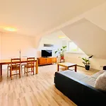 Appart hôtel Apartmenthaus Am Dom - Zentrum & Ruhige Lage, Perfekt Fuer Business Trip, Auch Fuer Familie, Viel Platz Mit Kueche 3*