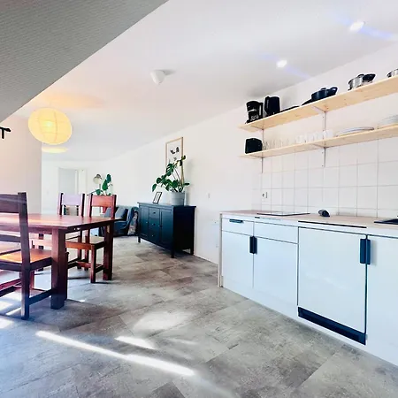 Aparthotel Apartmenthaus Am Dom - Zentrum & Ruhige Lage, Peissnitz, Viel Platz, Kueche, Wifi, Waschmaschine