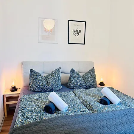Apartmenthaus Am Dom - Zentrum & Ruhige Lage, Peissnitz, Viel Platz, Kueche, Wifi, Waschmaschine