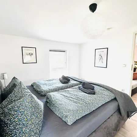Apartmenthaus Am Dom - Zentrum & Ruhige Lage, Peissnitz, Viel Platz, Kueche, Wifi, Waschmaschine 3* Halle (Saale)