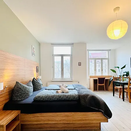 Aparthotel Apartmenthaus Am Dom - Zentrum & Ruhige Lage, Peissnitz, Viel Platz, Kueche, Wifi, Waschmaschine