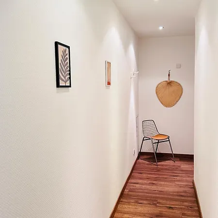 شقة فندقية Apartmenthaus Am Dom - Zentrum & Ruhige Lage, Perfekt Fuer Business Trip, Auch Fuer Familie, Viel Platz Mit Kueche Halle (Saale)