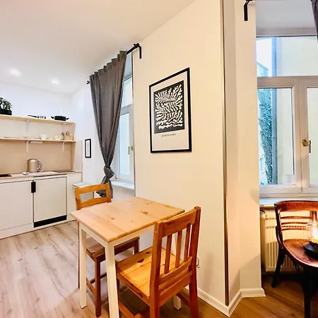 Apartmenthaus Am Dom - Zentrum & Ruhige Lage, Peissnitz, Viel Platz, Kueche, Wifi, Waschmaschine Aparthotel 3*