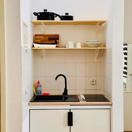 Apartmenthaus Am Dom - Zentrum & Ruhige Lage, Perfekt Fuer Business Trip, Auch Fuer Familie, Viel Platz Mit Kueche 公寓式酒店