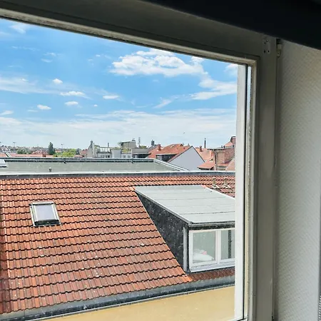 Apartmenthaus Am Dom - Zentrum & Ruhige Lage, Perfekt Fuer Business Trip, Auch Fuer Familie, Viel Platz Mit Kueche 公寓式酒店