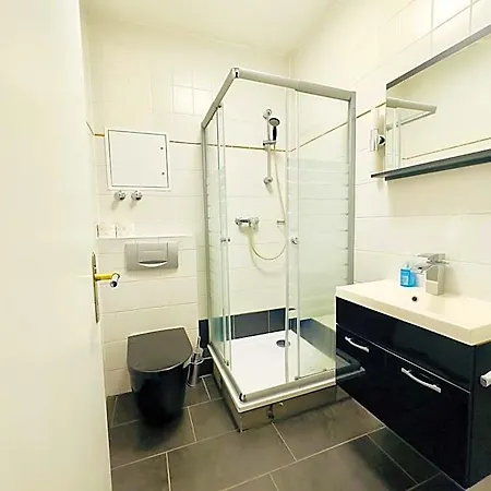 Apartmenthaus Am Dom - Zentrum & Ruhige Lage, Perfekt Fuer Business Trip, Auch Fuer Familie, Viel Platz Mit Kueche 3* Halle (Saale)