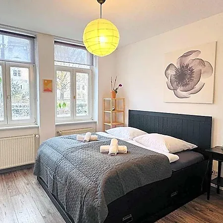 Appart hôtel Apartmenthaus Am Dom - Zentrum & Ruhige Lage, Perfekt Fuer Business Trip, Auch Fuer Familie, Viel Platz Mit Kueche