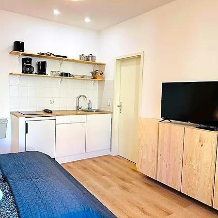 Apartmenthaus Am Dom - Zentrum & Ruhige Lage, Perfekt Fuer Business Trip, Auch Fuer Familie, Viel Platz Mit Kueche