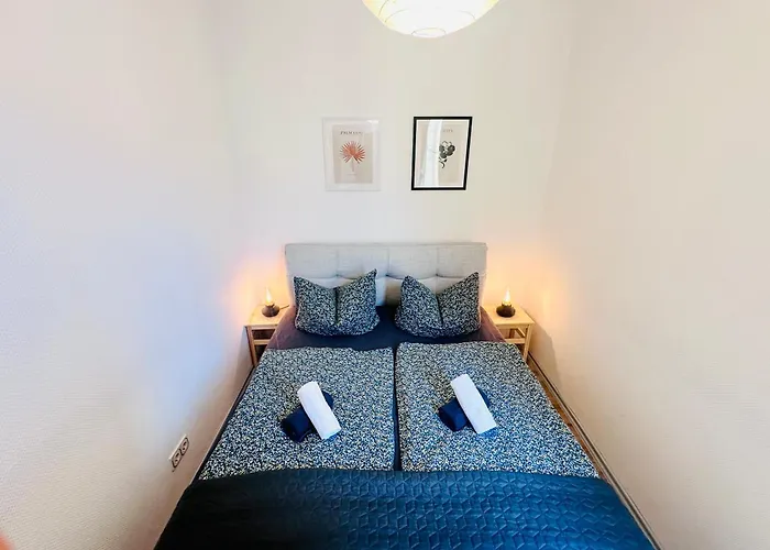 Apartmenthaus Am Dom - Zentrum & Ruhige Lage, Perfekt Fuer Business Trip, Auch Fuer Familie, Viel Platz Mit Kueche 公寓式酒店