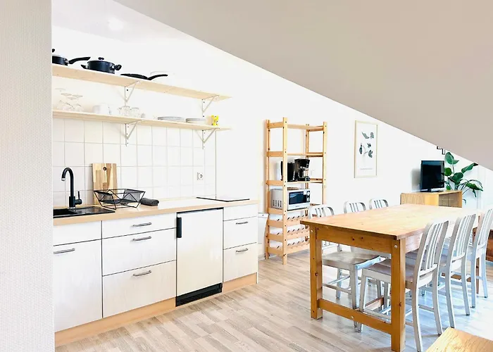 Apartmenthaus Am Dom - Zentrum & Ruhige Lage, Perfekt Fuer Business Trip, Auch Fuer Familie, Viel Platz Mit Kueche Halle (Saale)