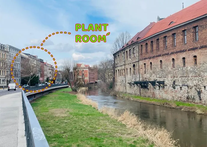 Apartmenthaus Am Dom - Zentrum & Ruhige Lage, Perfekt Fuer Business Trip, Auch Fuer Familie, Viel Platz Mit Kueche アパートホテル ハレ